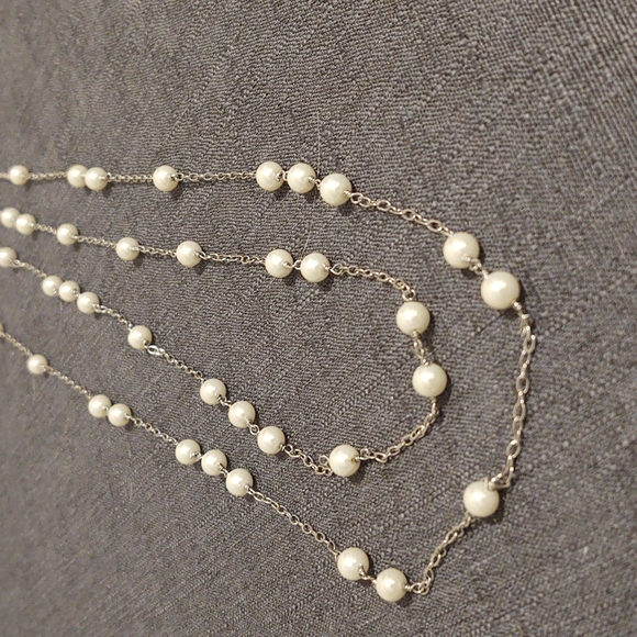 Lia Sophia pearl and chain combo double necklace - Picture 2 of 3